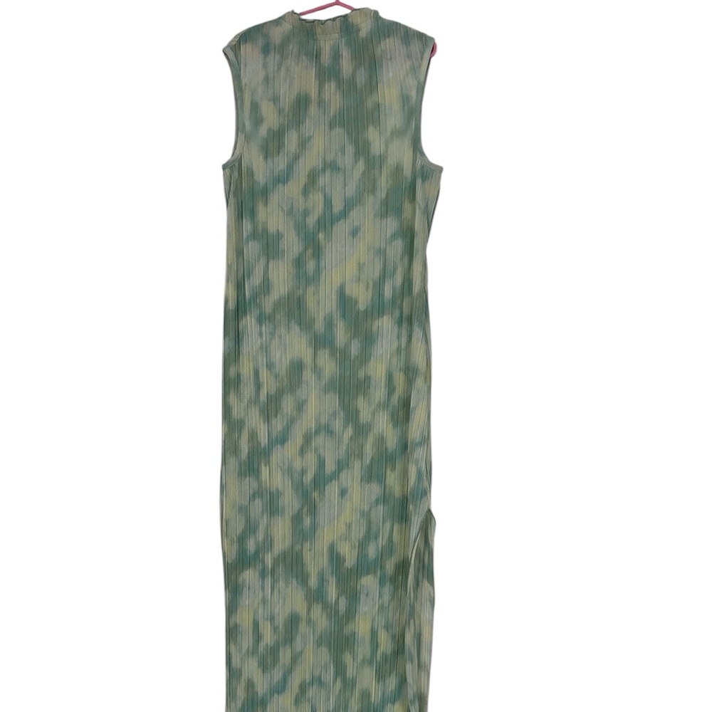 Green Patterned Sleeveless Dress